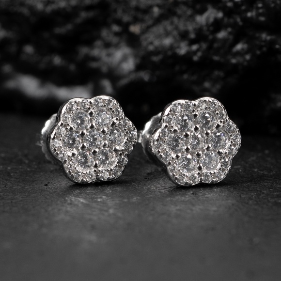 Mens Cluster Iced White Gold Flower Stud Sterling Silver Screw Back Earrings - Picture 3 of 6